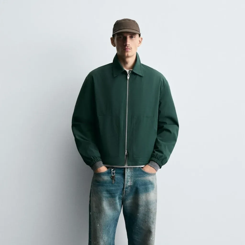 Mélange coton et tissu technique de haute qualité..webp