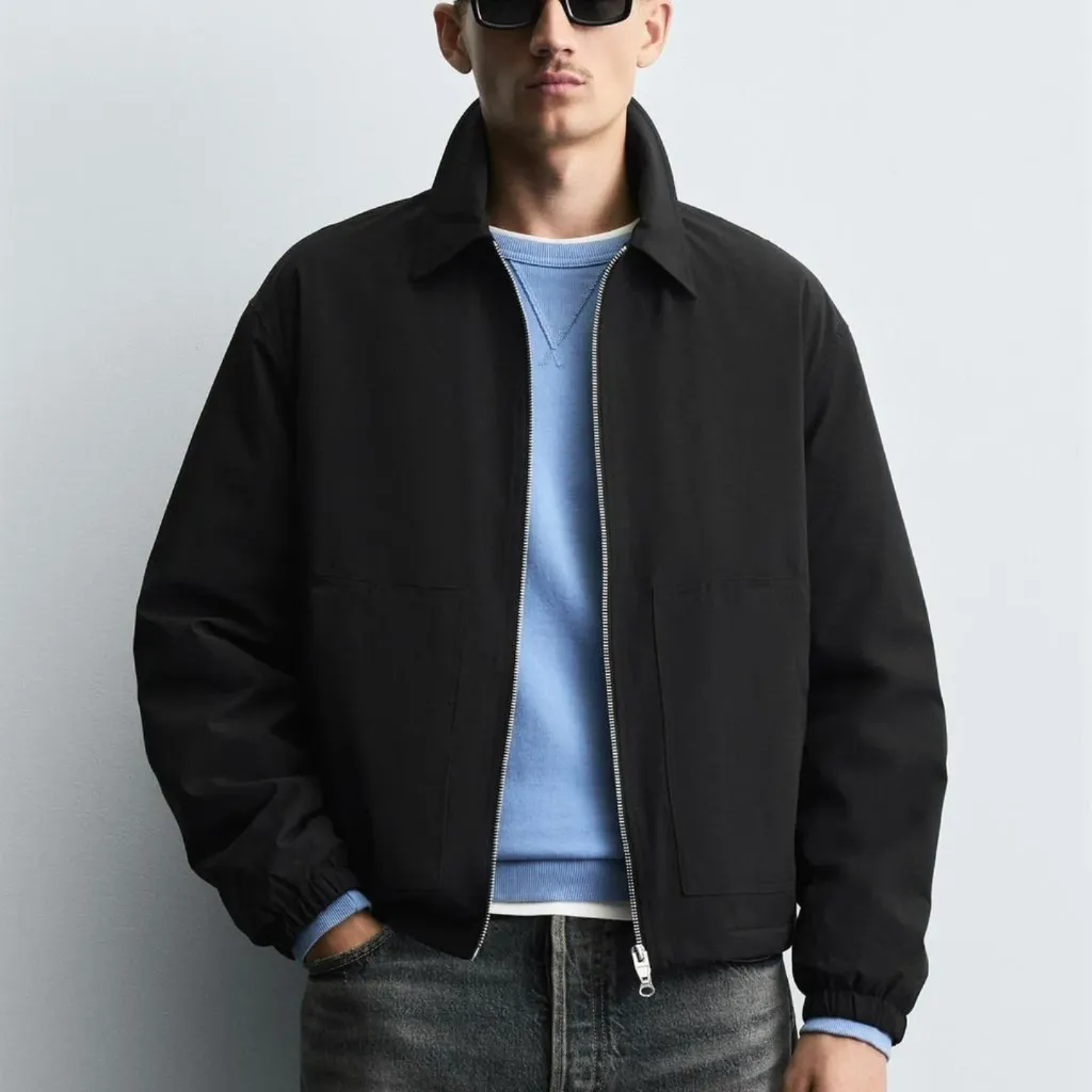 blouson-technique-zara-noir-relaxed-fit.webp
